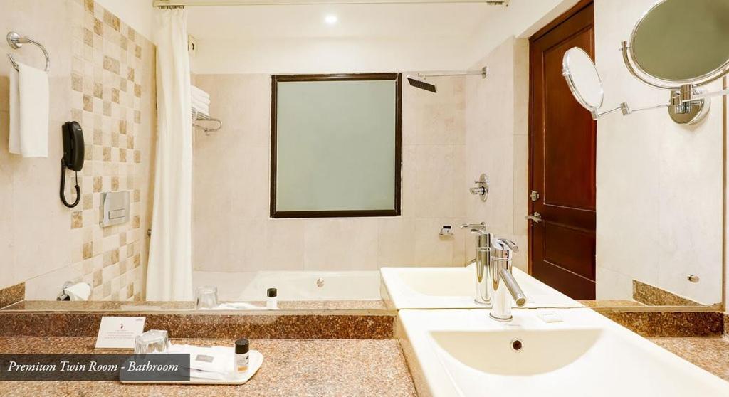 Sobralia Casino Resort & Spa Namchi Екстериор снимка