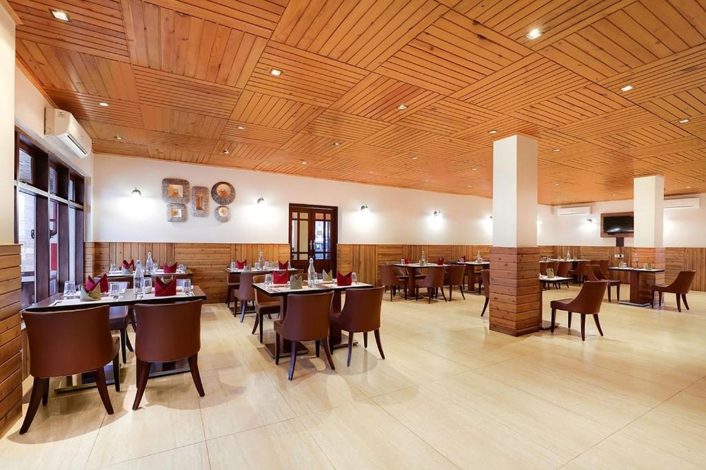 Sobralia Casino Resort & Spa Namchi Екстериор снимка